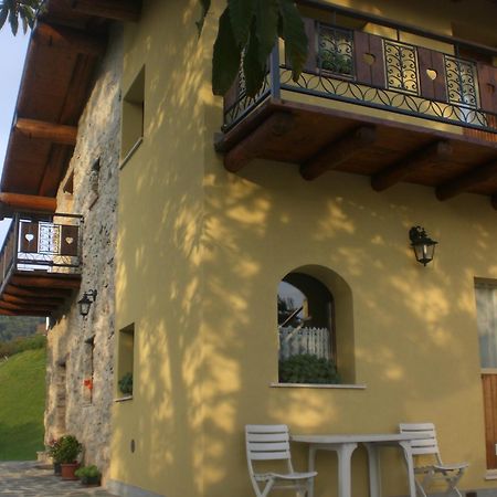 Bed And Breakfast Montino Cene Ngoại thất bức ảnh