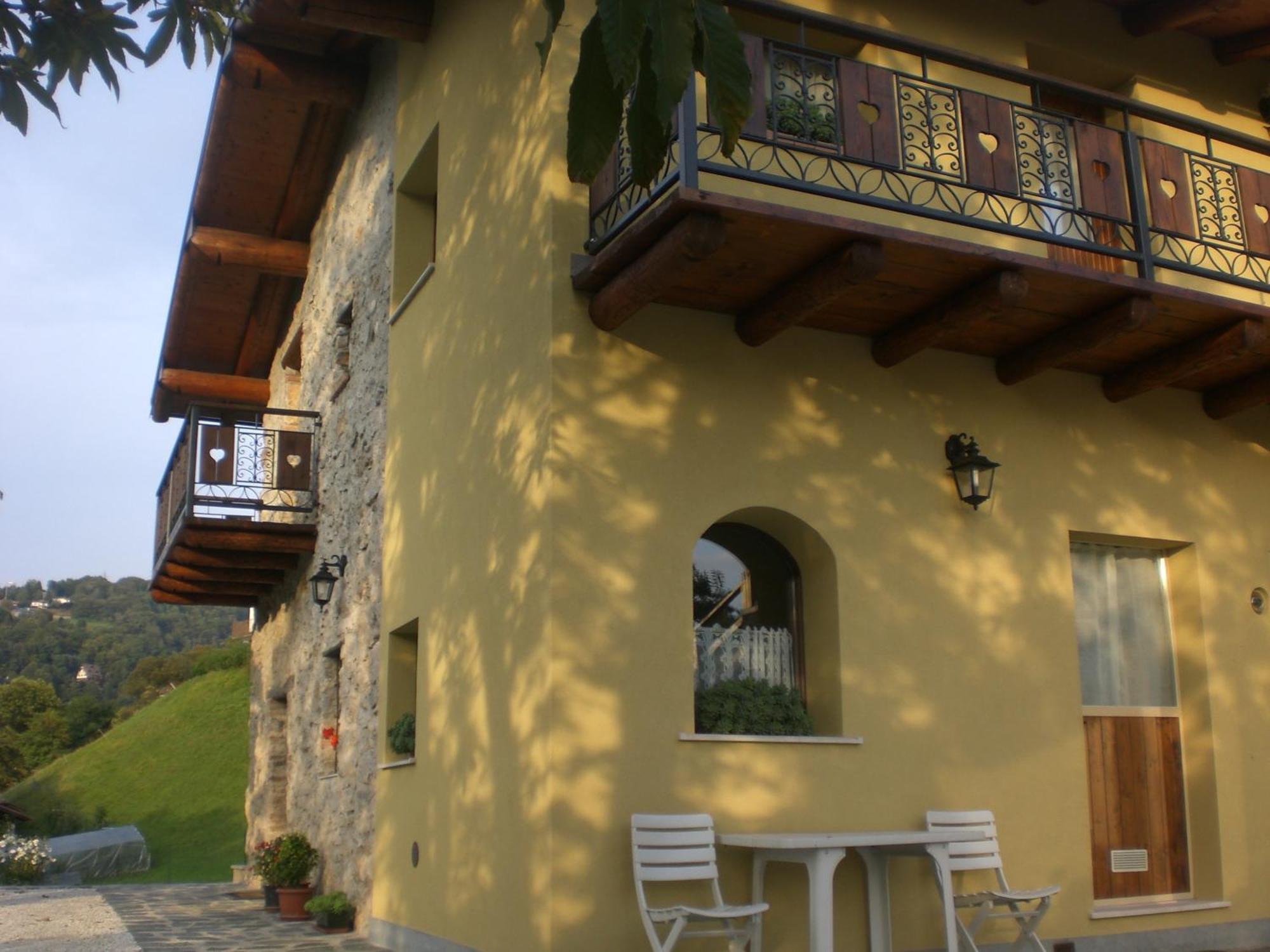 Bed And Breakfast Montino Cene Ngoại thất bức ảnh