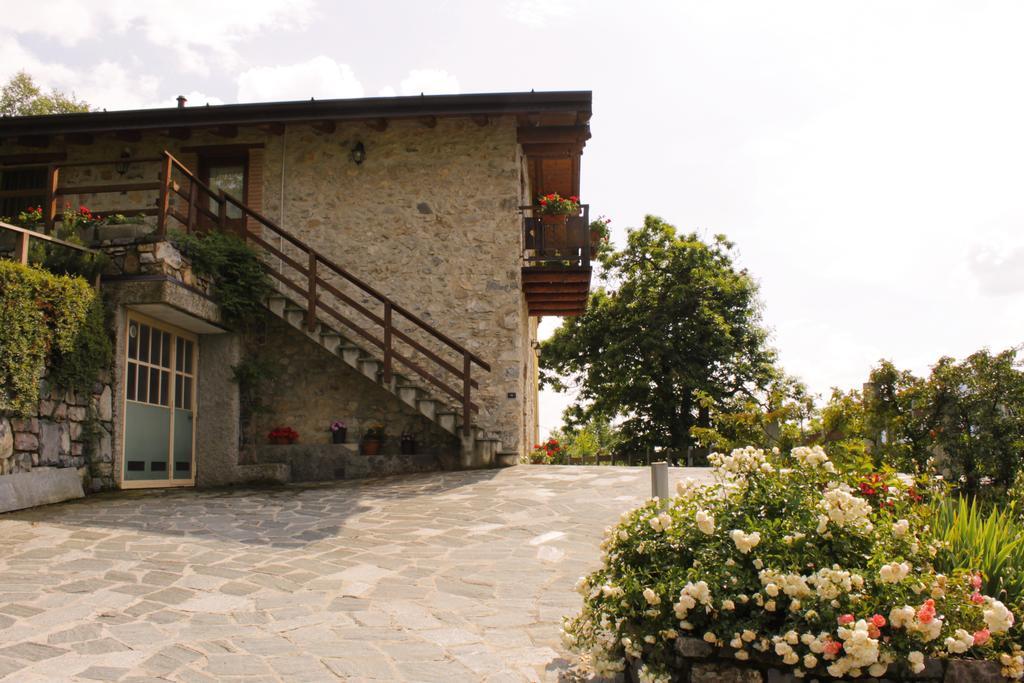 Bed And Breakfast Montino Cene Ngoại thất bức ảnh
