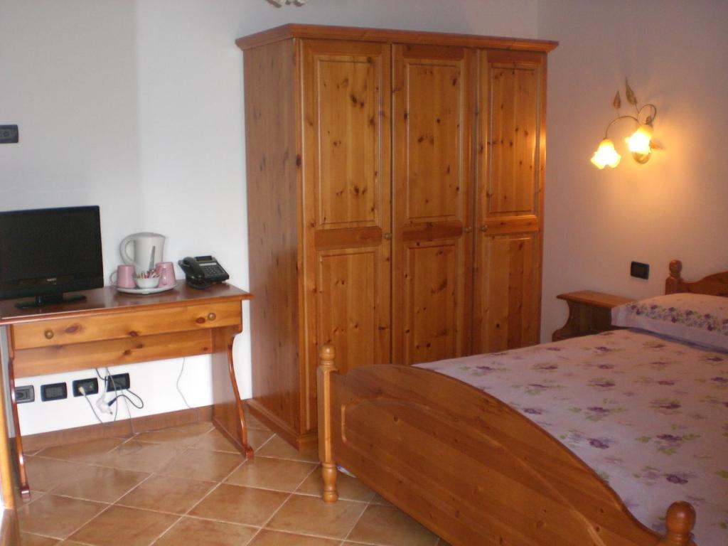 Bed And Breakfast Montino Cene Ngoại thất bức ảnh